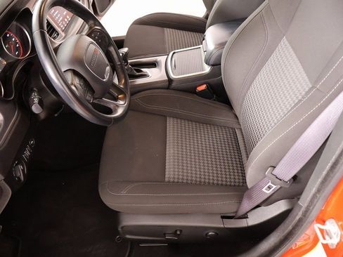 Used 2023 Dodge Charger SXT image 10