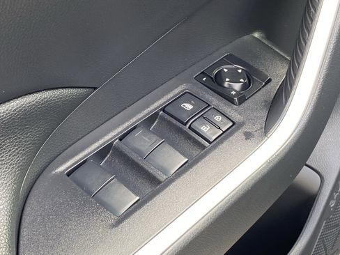 Certified 2025 Toyota RAV4 LE image 29