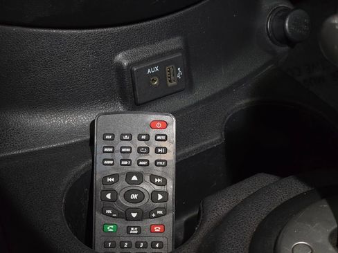 Used 2018 Nissan Versa SV image 24