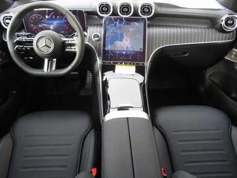 New 2026 Mercedes-Benz GLC 300 4MATIC image 32