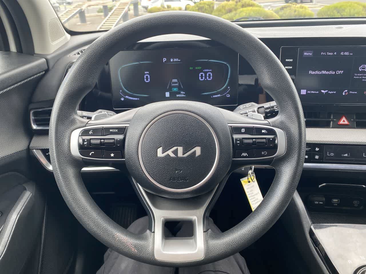 Used 2023 Kia Sportage LX AWD/4WD image 14