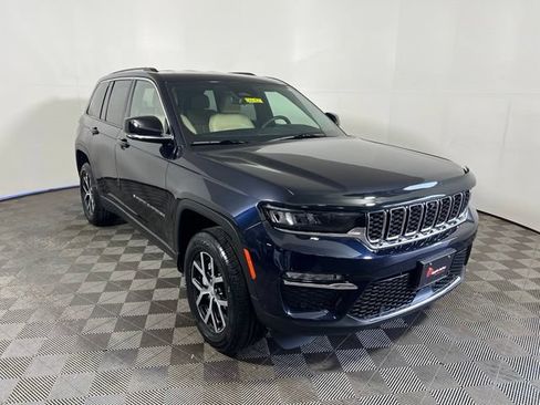 Used 2023 Jeep Grand Cherokee Limited w/ Luxury Tech Group II AWD/4WD image 1