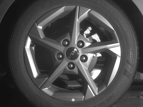 Used 2025 Kia K4 LXS image 14