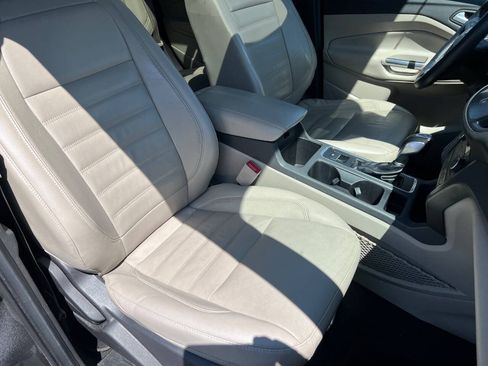 Used 2018 Ford Escape SEL w/ Ford Safe & Smart Package AWD/4WD image 20