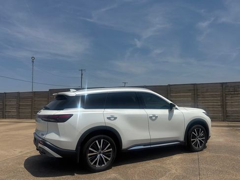 Used 2023 INFINITI QX60 Sensory w/ Vision Package AWD/4WD image 22