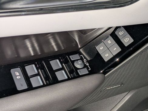 New 2026 Land Rover Range Rover Velar Belgravia AWD/4WD image 23