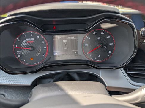 New 2026 Chevrolet Trax RS w/ Sunroof Package FWD image 23