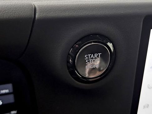 Used 2025 Lexus GX 550 w/ Accessory Package (2T) image 27