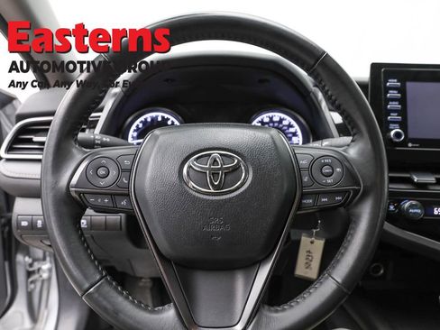 Used 2024 Toyota Camry SE FWD image 10