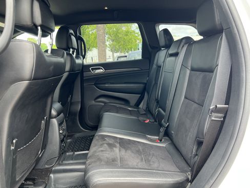 Used 2018 Jeep Grand Cherokee Altitude RWD image 30
