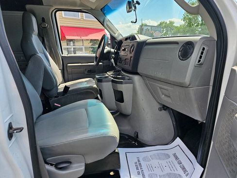 Used 2011 Ford E-150 and Econoline 150 w/ PWR Group image 26
