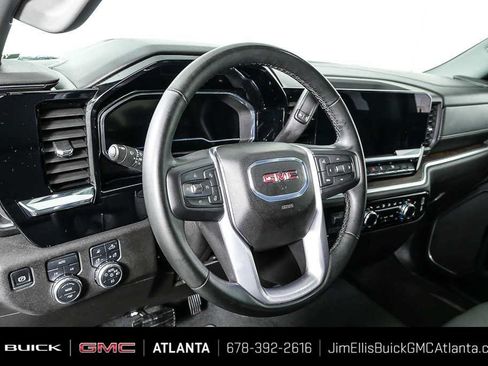 Certified 2025 GMC Sierra 1500 SLT AWD/4WD image 4