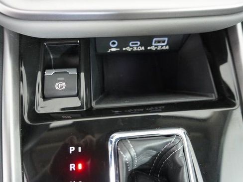 Certified 2025 Subaru Legacy Premium image 29