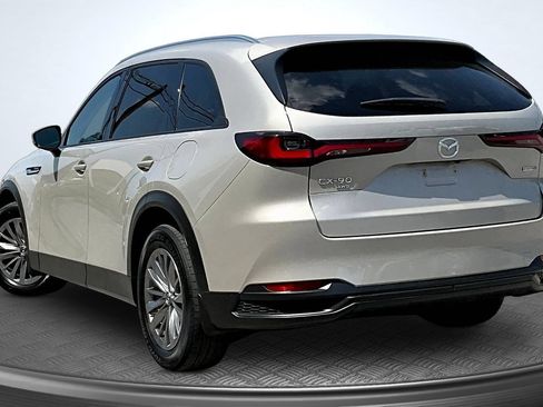 Used 2024 MAZDA CX-90 Plug-In Hybrid w/ Preferred AWD/4WD image 4