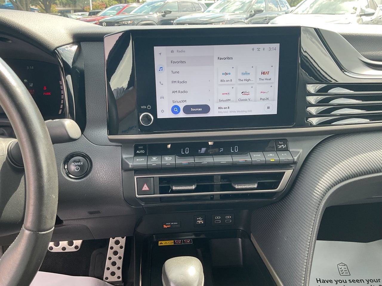 Used 2025 Toyota Camry SE FWD image 27