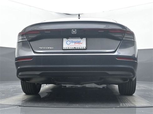 Used 2024 Honda Accord EX image 10