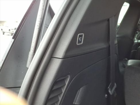 New 2026 Chrysler Pacifica Select w/ S Appearance Package image 6