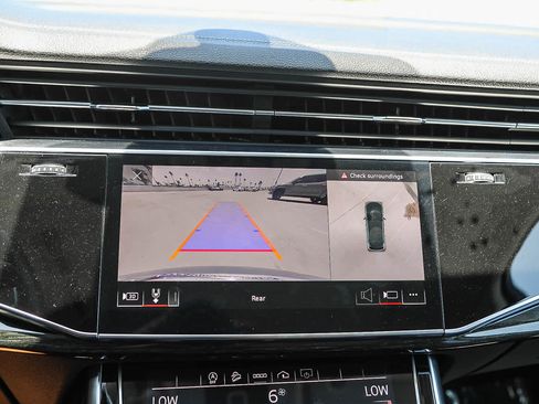 Used 2023 Audi Q7 3.0T Premium Plus AWD/4WD image 24