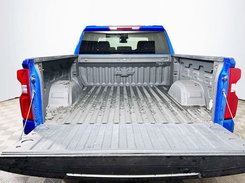 Used 2022 Chevrolet Silverado 1500 RST AWD/4WD image 22