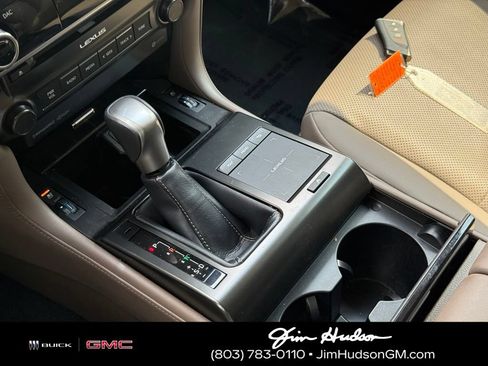 Used 2022 Lexus GX 460 Premium w/ Premium Package AWD/4WD image 34