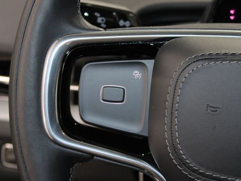 New 2026 Lincoln Navigator L Premier AWD/4WD image 39