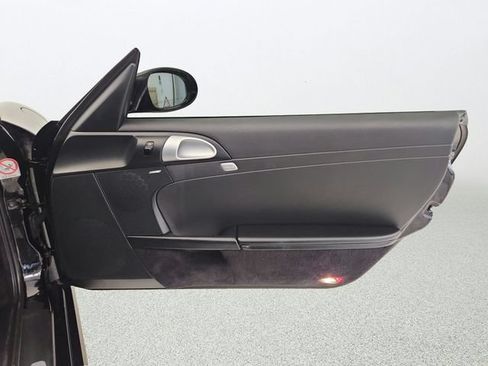 Used 2006 Porsche Boxster RWD image 20