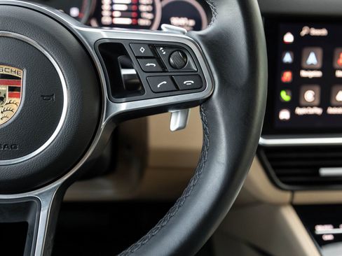 Used 2023 Porsche Cayenne Platinum Edition AWD/4WD image 16