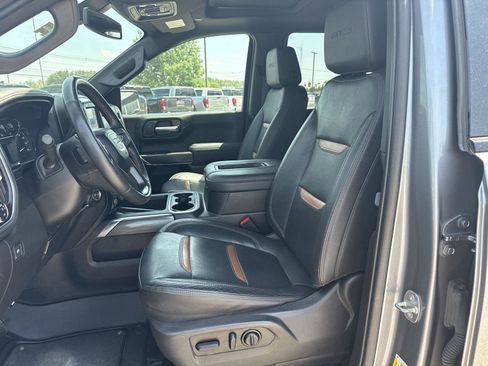 Used 2022 GMC Sierra 1500 AT4 w/ AT4 Preferred Package image 12