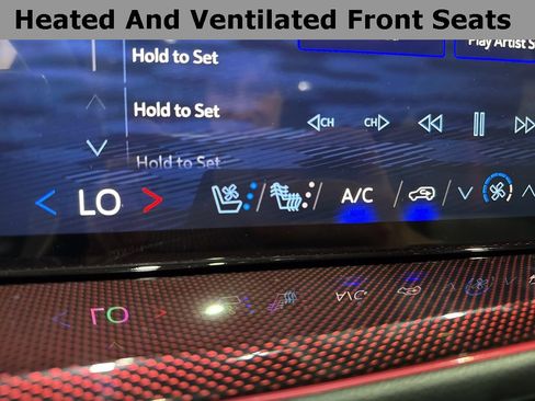 New 2026 Chevrolet Traverse RS w/ LPO, Floor Liner Package image 4