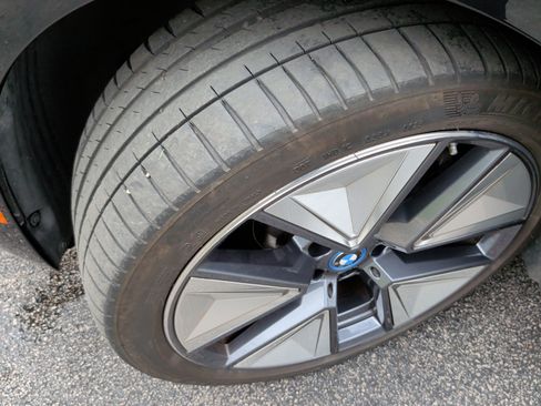 Used 2023 BMW i4 eDrive35 w/ Premium Package RWD image 14