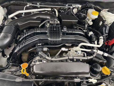 Used 2020 Subaru Crosstrek 2.0i Limited w/ Moonroof Package w/Navigation image 35