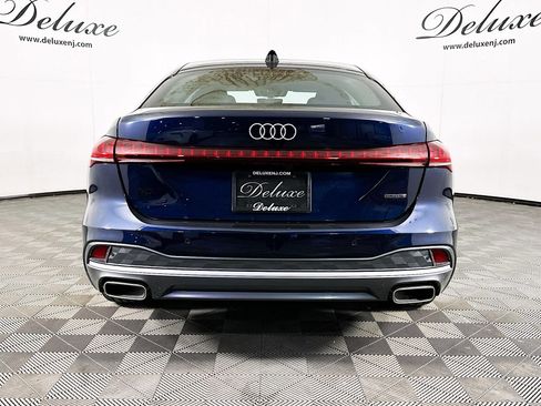 Used 2025 Audi A5 2.0T Premium Plus w/ Premium Plus AWD/4WD image 5