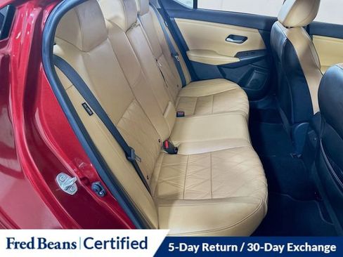 Used 2021 Nissan Sentra SV w/ SV Premium Package image 15