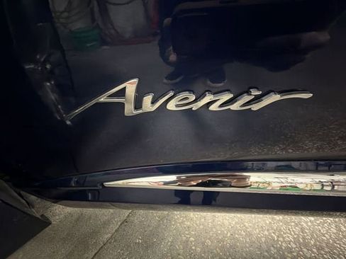 Used 2023 Buick Envision Avenir image 32