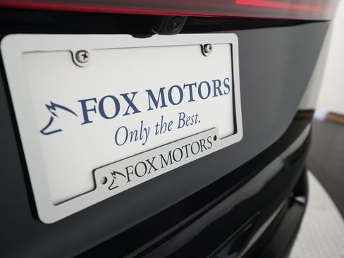 Certified 2024 Kia Carnival LX image 37