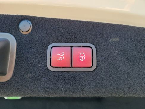 Used 2020 Mercedes-Benz S 450 Sedan image 27