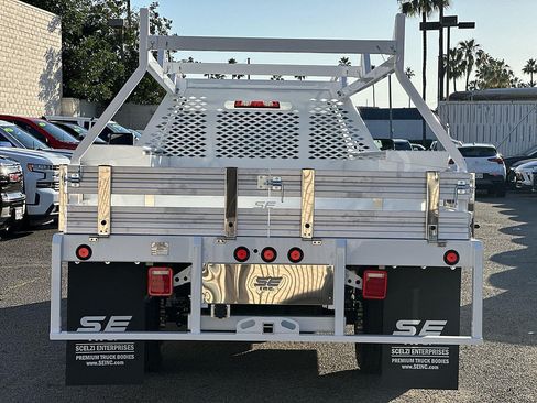 New 2026 GMC Sierra 3500 Pro w/ Fleet Convenience Package RWD image 5