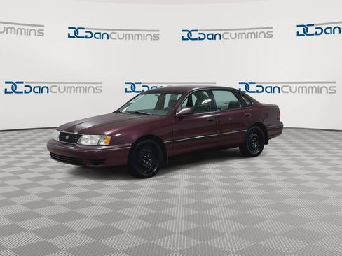 Used 1998 Toyota Avalon XL image 4