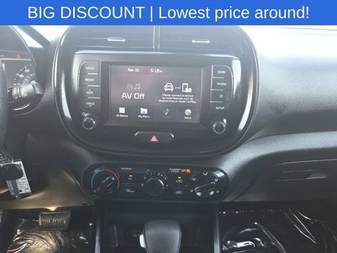 Used 2020 Kia Soul S FWD image 26