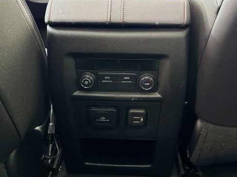 Used 2023 Chevrolet Traverse RS w/ LPO, Floor Liner Package image 27