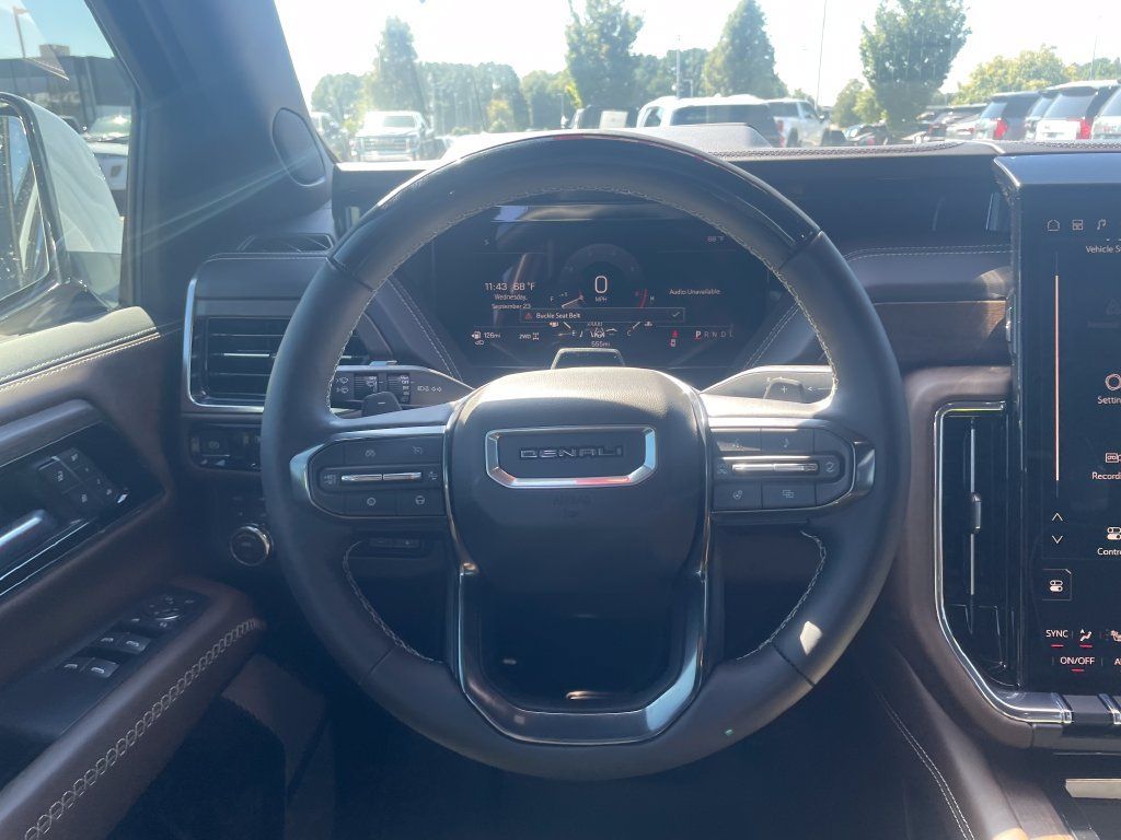 Used 2026 GMC Yukon XL Denali Ultimate AWD/4WD image 24