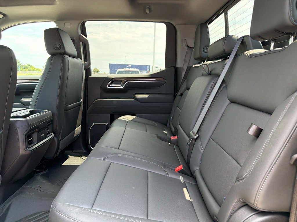 New 2026 Chevrolet Silverado 1500 RST AWD/4WD image 14