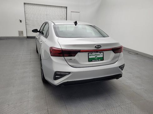 Used 2019 Kia Forte LXS FWD image 6