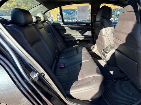 Used 2016 BMW M5 image 27