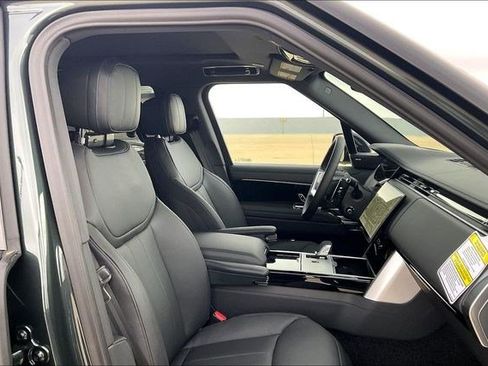New 2026 Land Rover Range Rover SE image 12