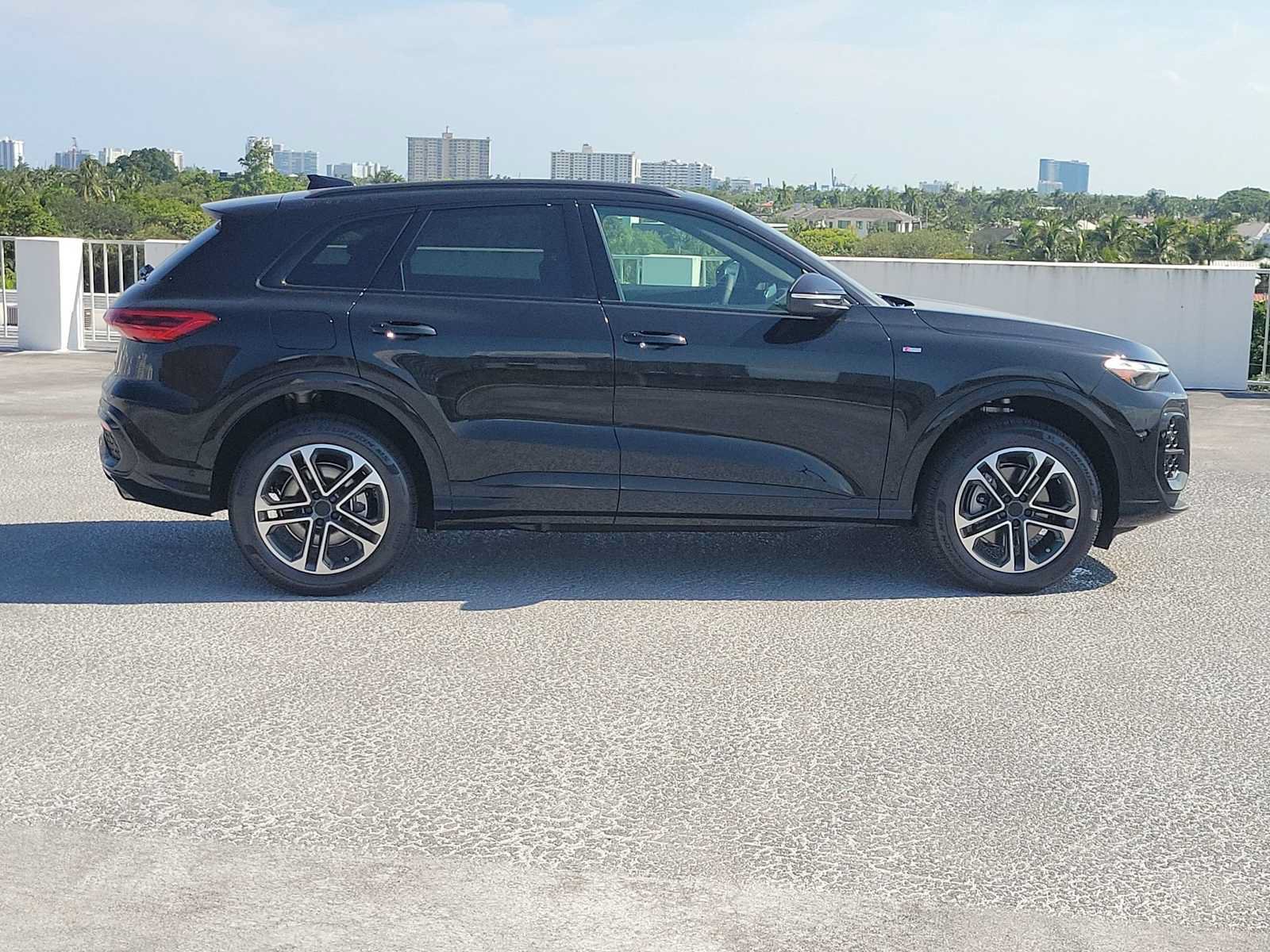 New 2026 Audi Q5 2.0T AWD/4WD image 7