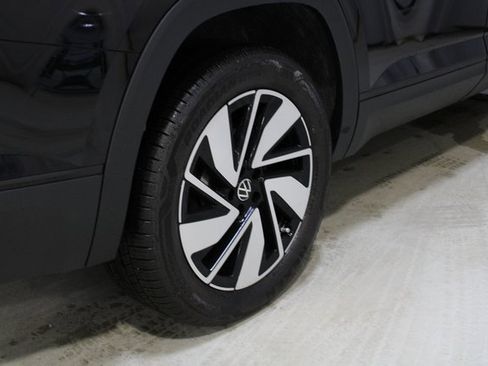 New 2026 Volkswagen Atlas SE image 26