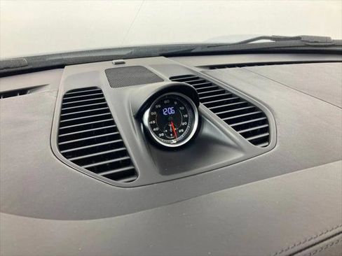 Used 2018 Porsche 911 Carrera S RWD image 14