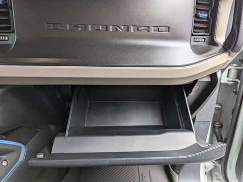 Used 2021 Ford Bronco Wildtrak image 37