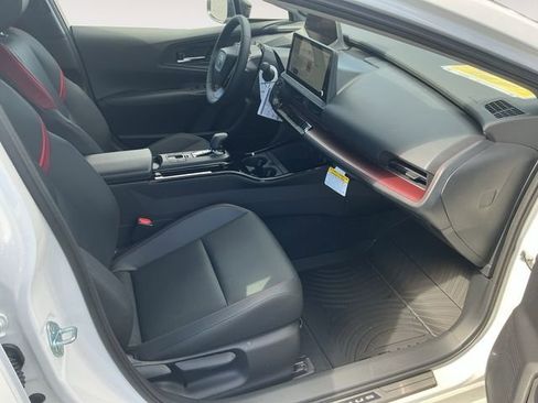 New 2026 Toyota Prius Plug-In Hybrid image 15